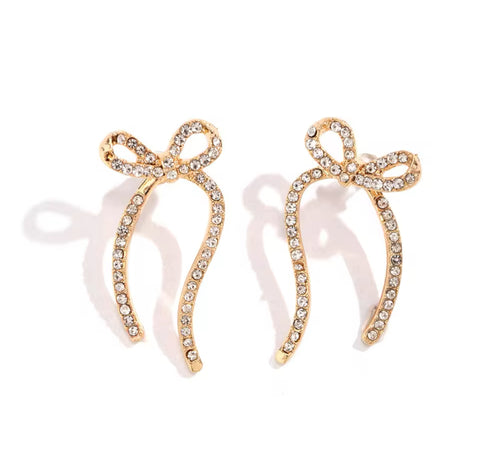 Bow Earrings in Gold