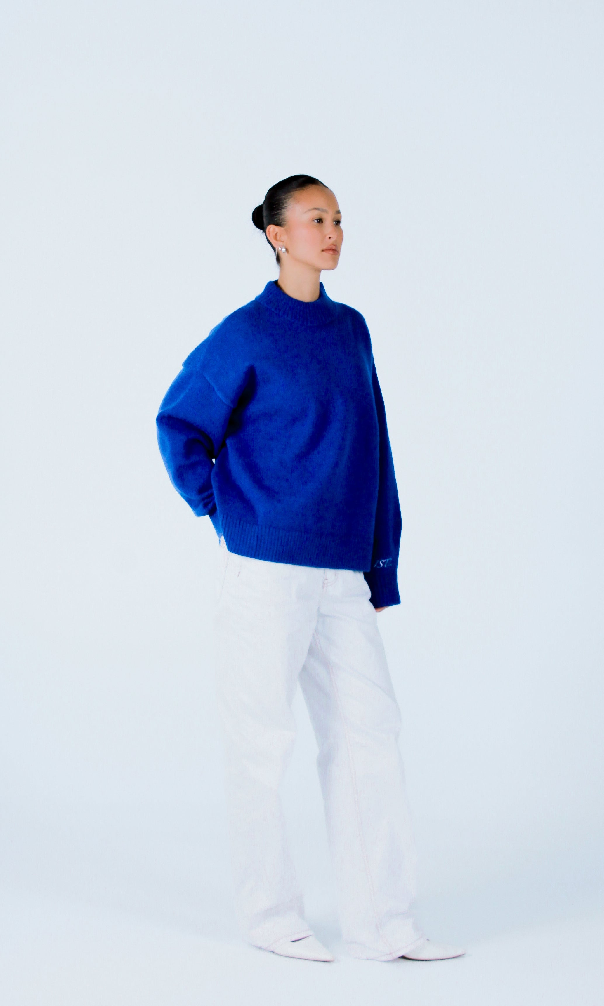 Knit Crewneck Sweater | Cobalt blue